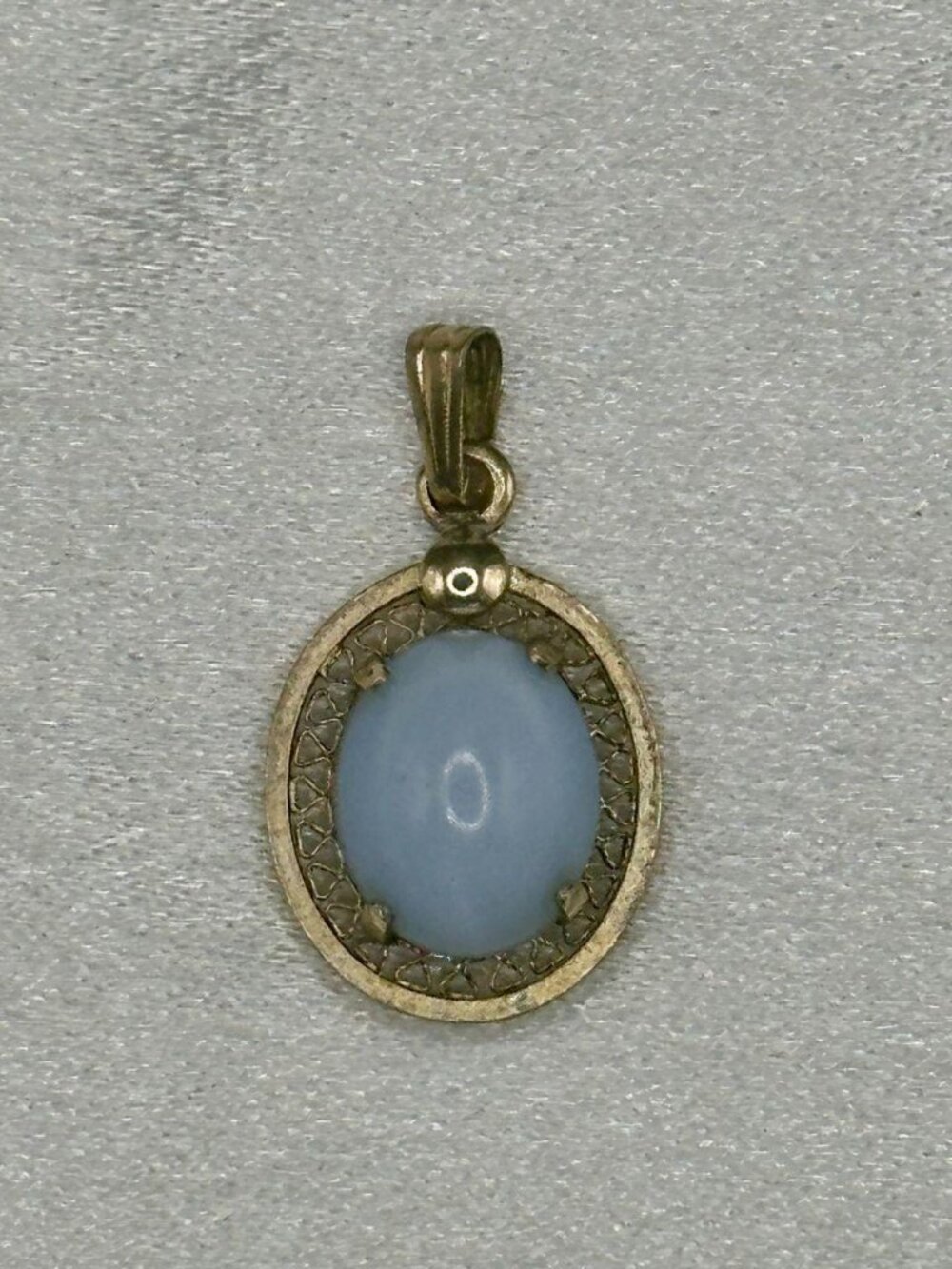 Vintage 18K Gold Filled Blue Stone Pendant